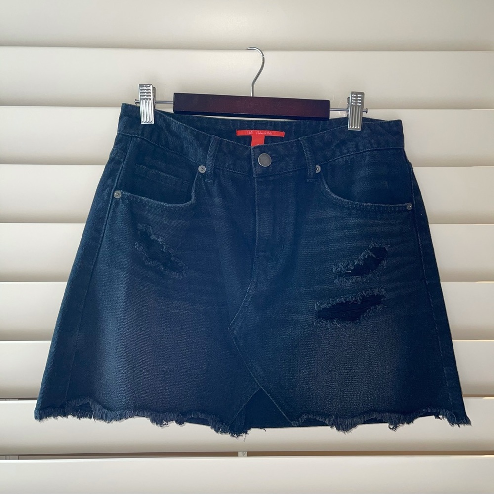 Women’s Black Skirt